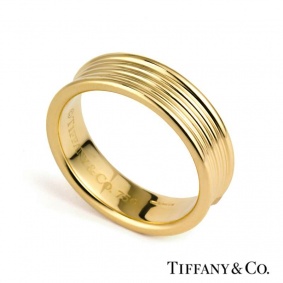 Tiffany & Co. 18k Yellow Gold Wedding Band Turned Design